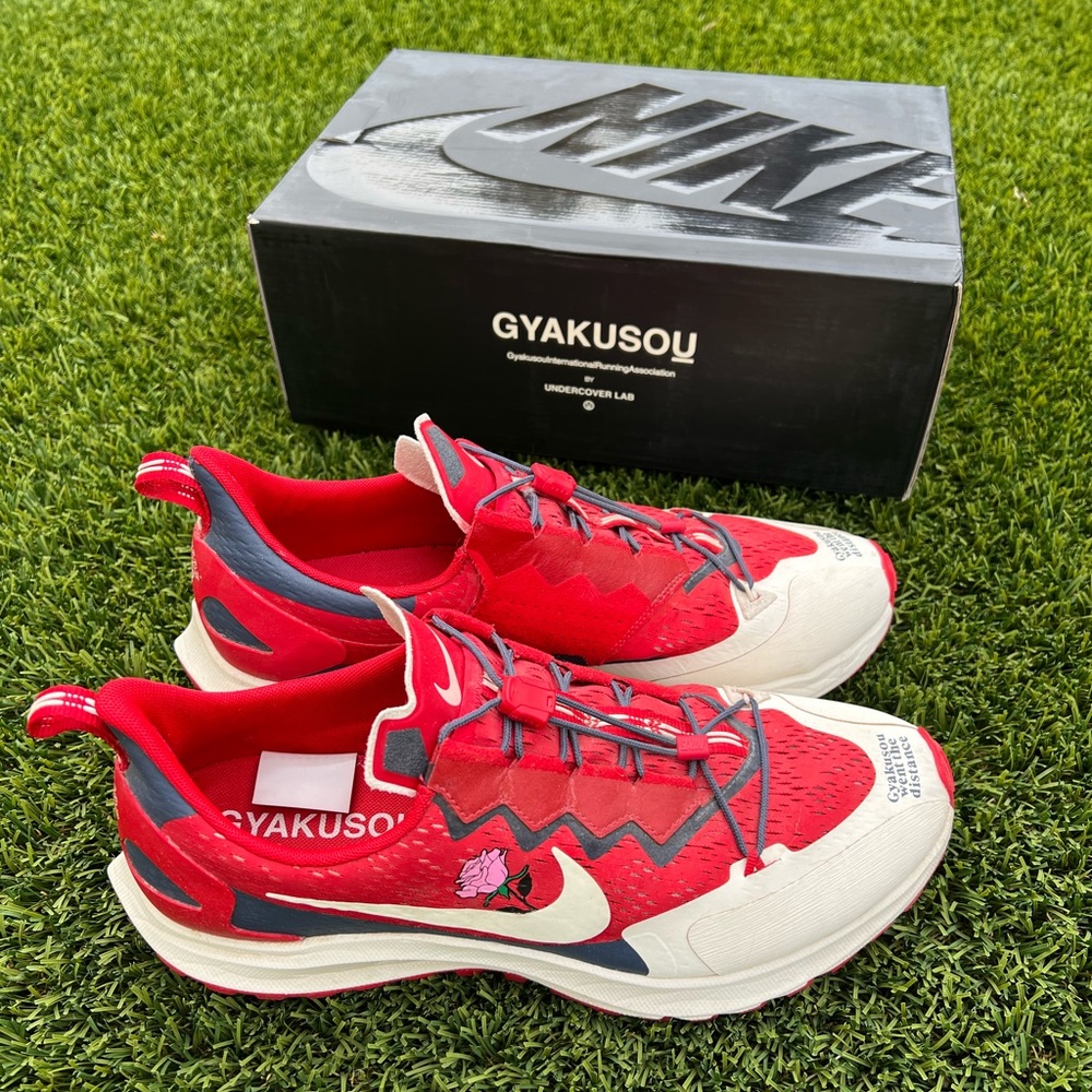 Nike Air Zoom Pegasus 36 Trail
Gyakusou Red